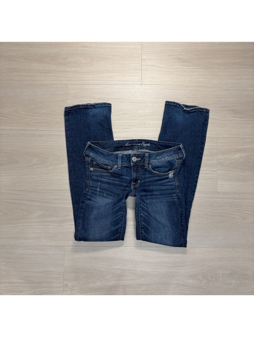 American Eagle slim bootcut jeans dark wash size 6